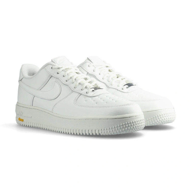 sneakers-nike-air-force-1-gore-tex-vibram-blanco-0
