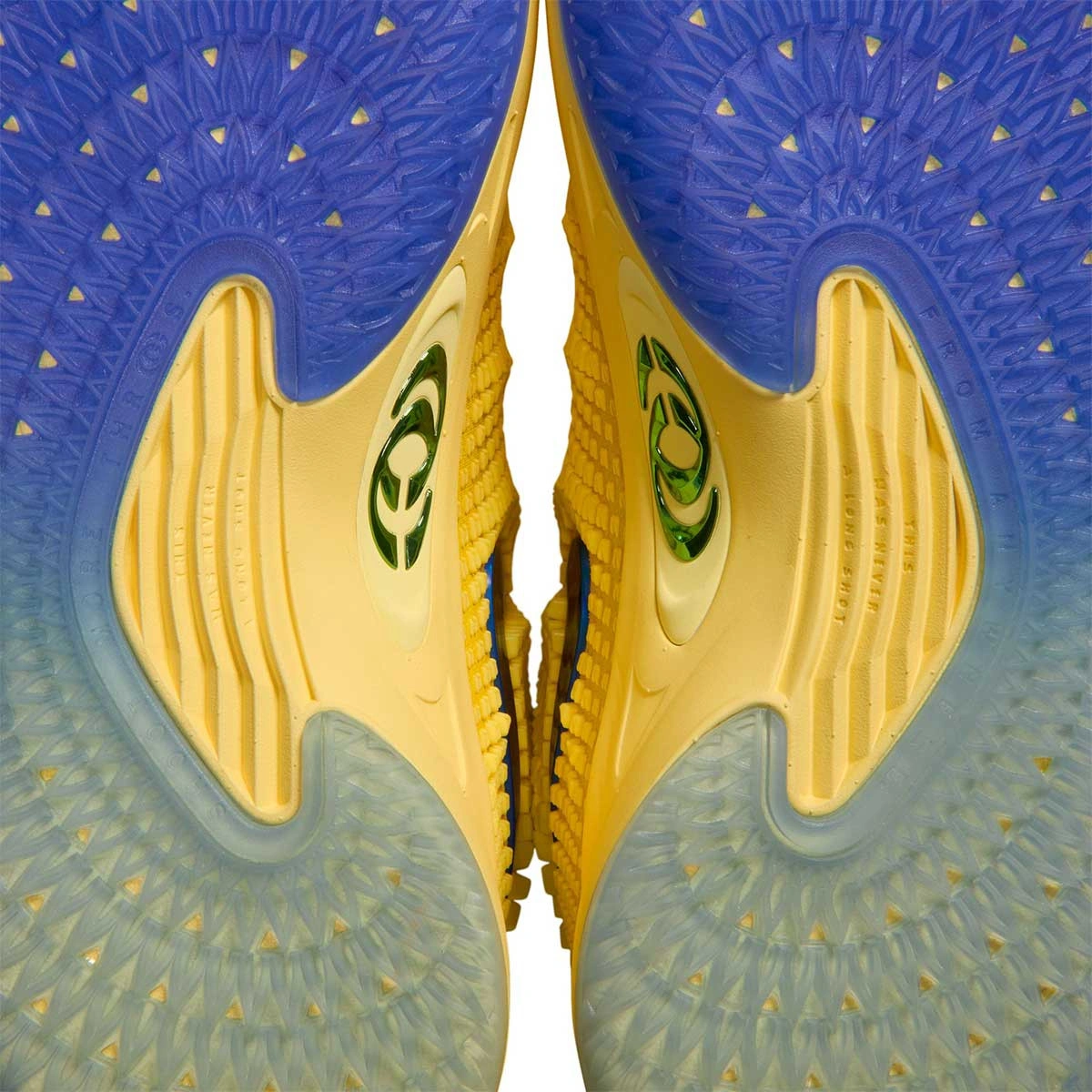 zapatillas-nike-caitlin-clark-1-warning-code-yellow-zest-racer-blue-soft-yellow-10