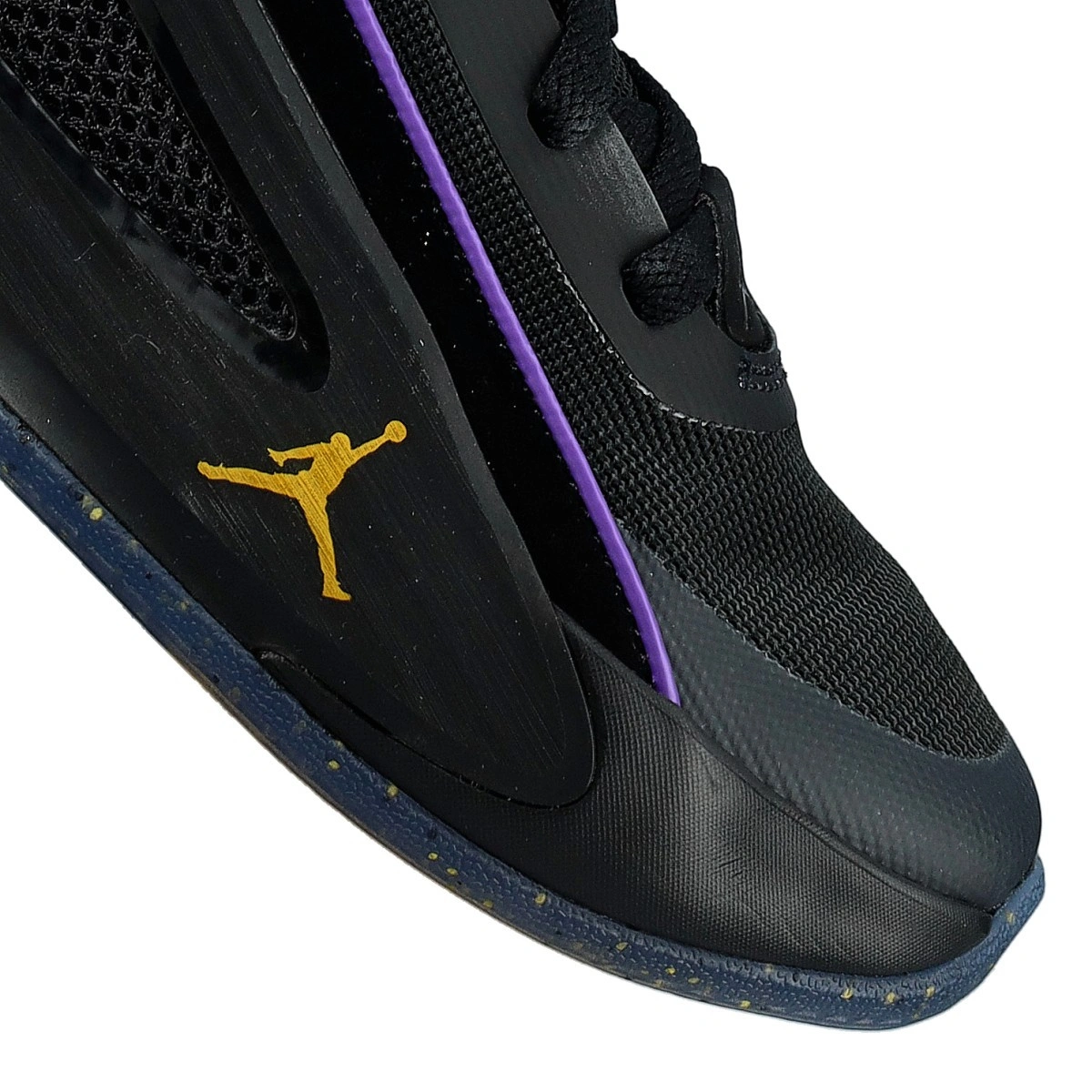 zapatillas-jordan-luka-5-lakers-nino-black-varsity-maize-purple-venom-6