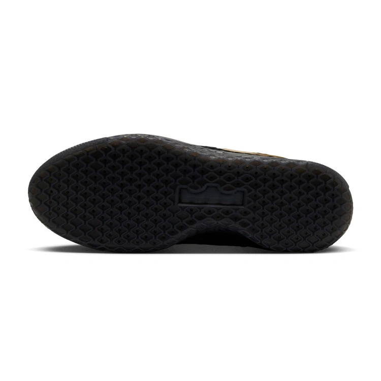 zapatillas-nike-lebron-witness-x-black-metallic-gold-black-iron-grey-3