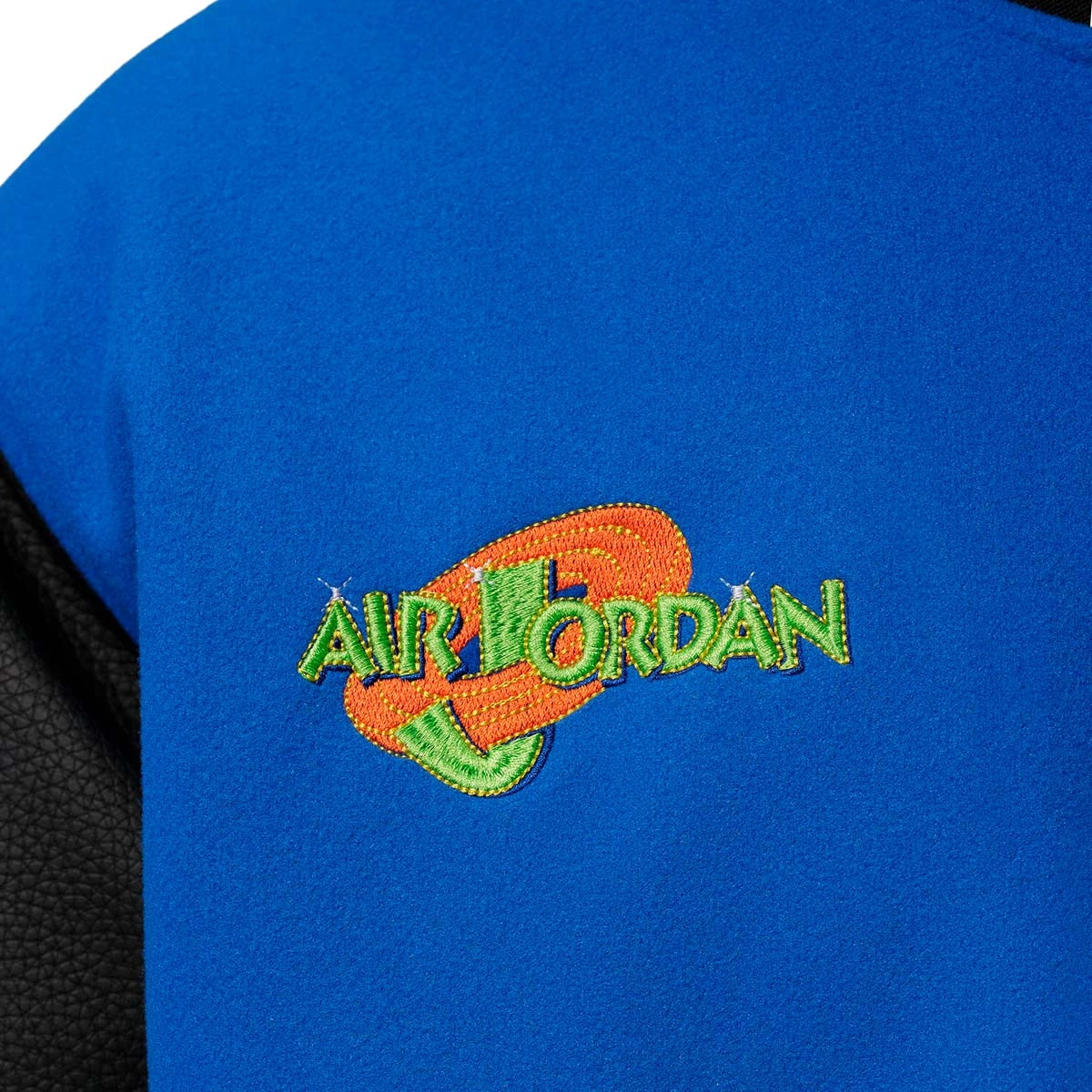 chaqueta-jordan-flight-space-jam-varsity-jacket-varsity-royal-black-2
