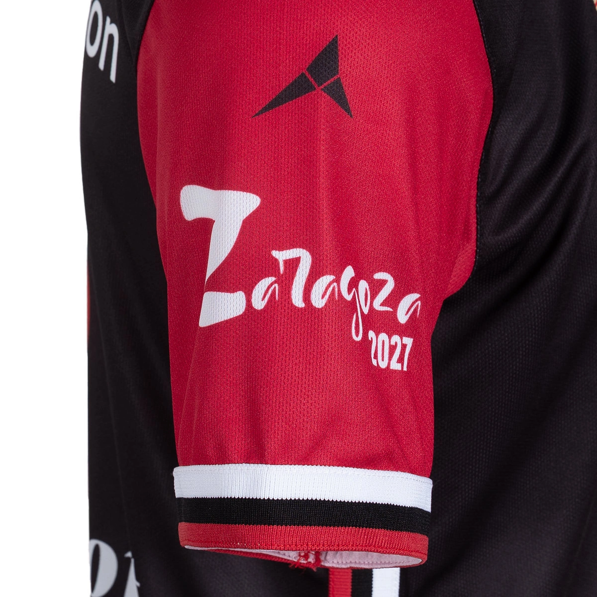 camiseta-mercury-casademont-zaragoza-pre-match-2026-2027-black-red-9