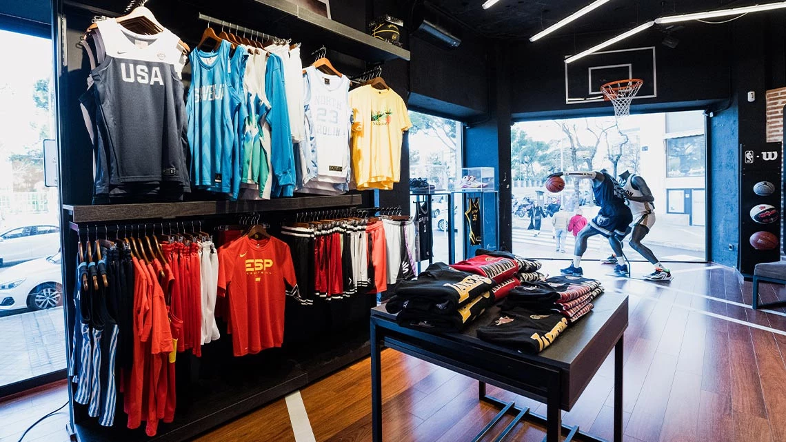 AvenidaFilipinas - 1707912264_galeria_imagen_tiendas_1140x641_02